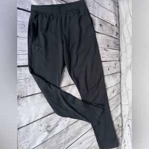 Under Armor Straight leg pants size Medium